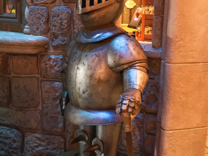 Suit of armour holding an axe, part of the decor of La Chaumière des Sept Nains at Disneyland Paris.