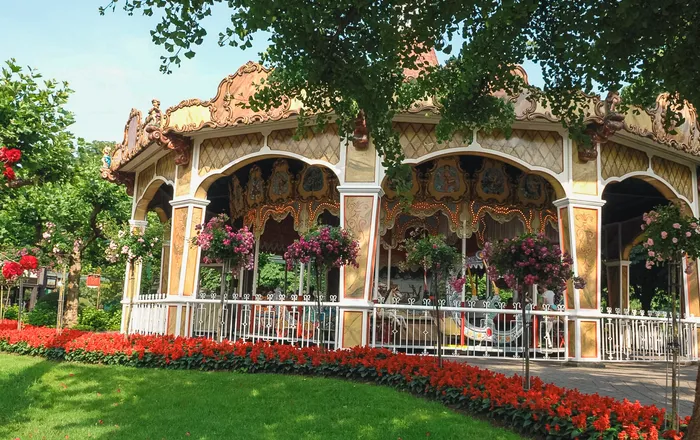 The British Carousel