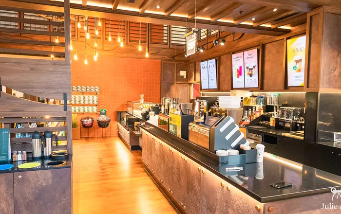 Starbucks Coffee (Hotel Cheyenne)
