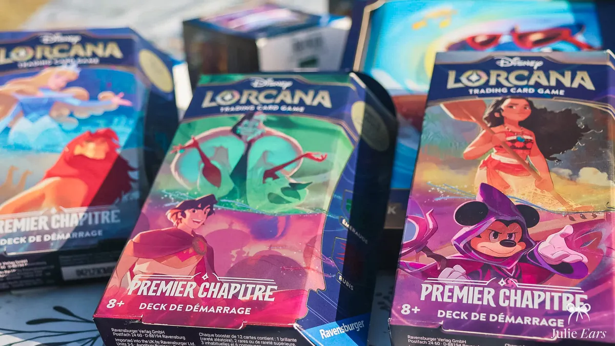 Decks de démarrage Disney Lorcana Premier Chapitre avec Ursula, Aladdin et Vaiana