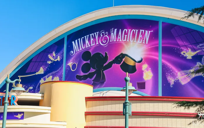 Mickey et le Magicien