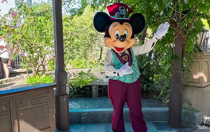 Rencontre avec Mickey au Phantom Manor