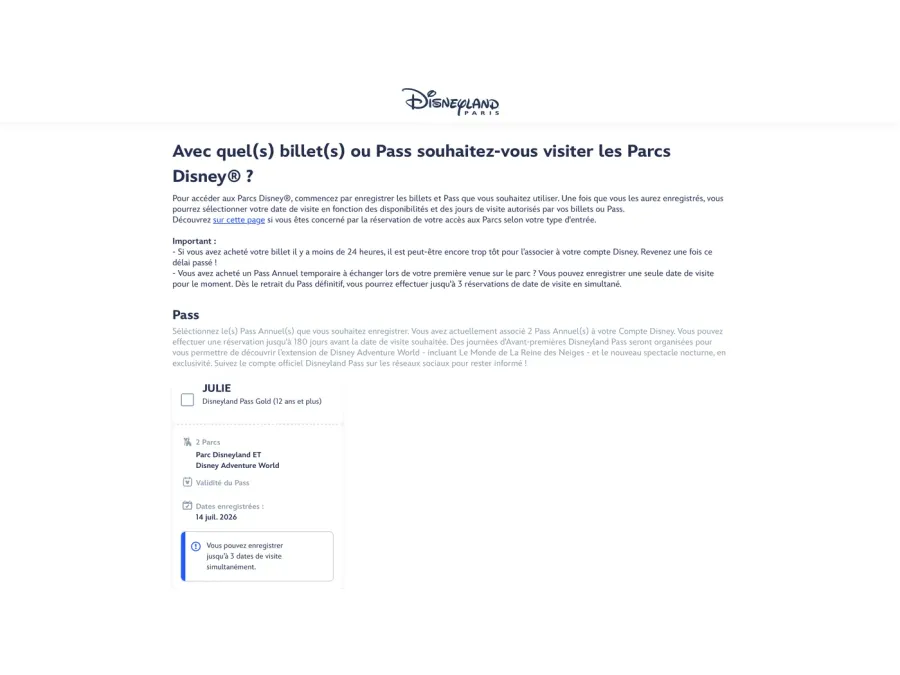 Écran de sélection du Disneyland Pass à enregistrer avant de choisir une date de visite