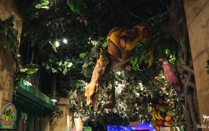 Boutique Rainforest Café