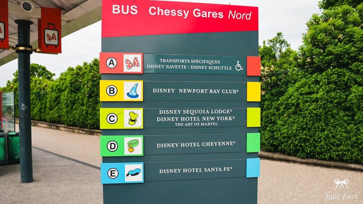 The bay sign "BUS Chessy Gares Nord": A special transport, B Disney Newport Bay Club, C Disney Sequoia Lodge and Disney Hotel New York - The Art of Marvel, D Disney Hotel Cheyenne, E Disney Hotel Santa Fe